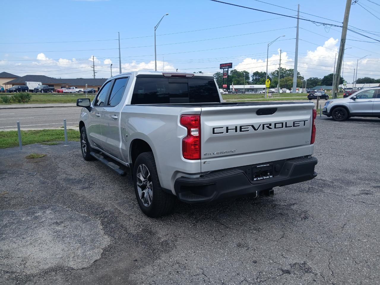 Chevrolet Silverado 1500 LT Crew Cab 2WD 2019