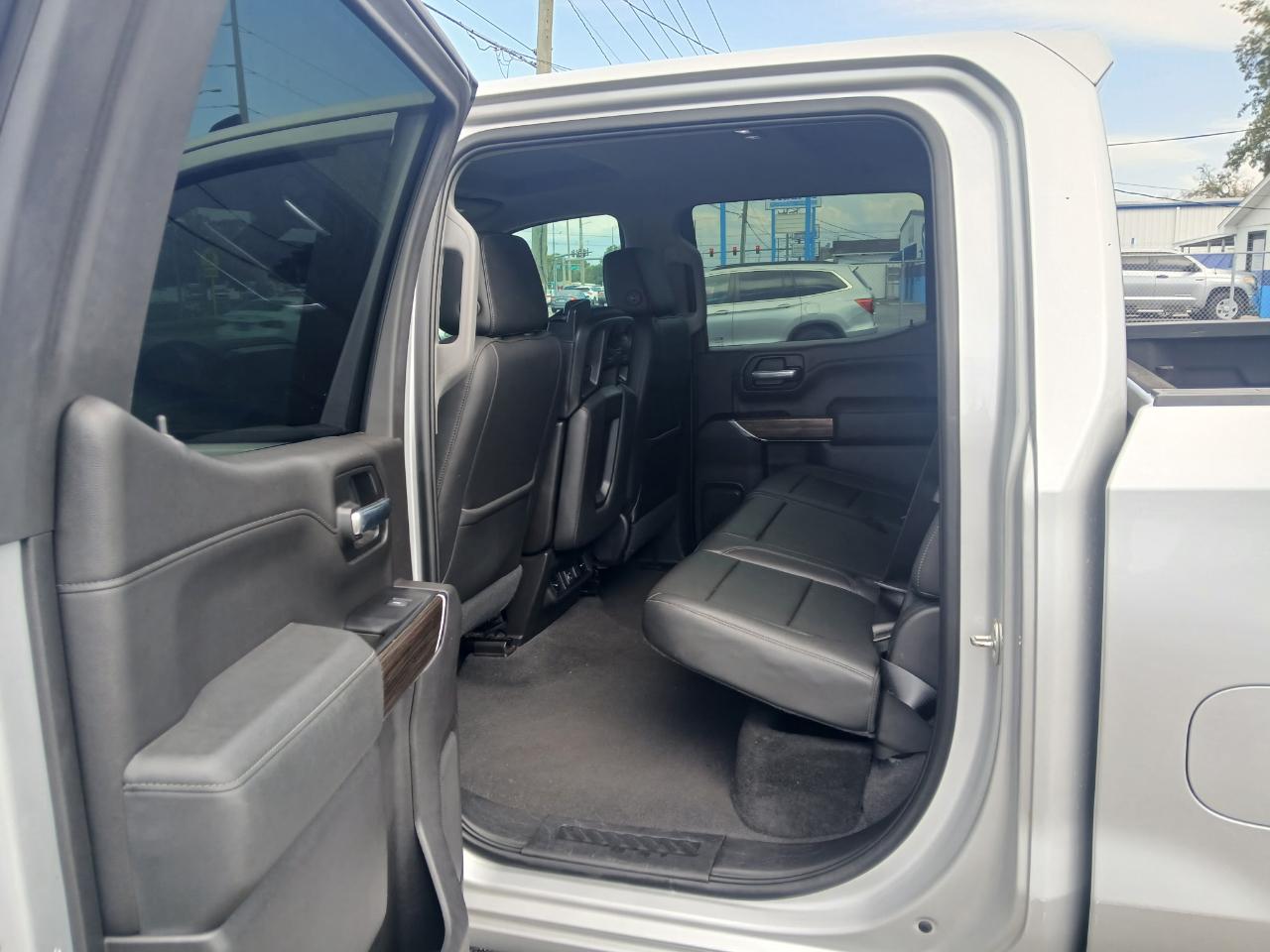 Chevrolet Silverado 1500 LT Crew Cab 2WD 2019