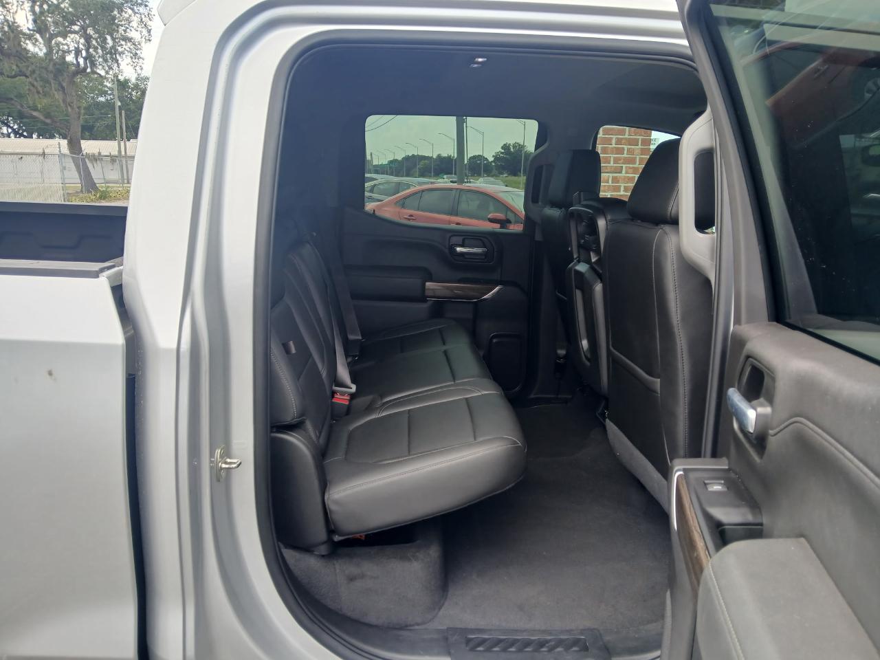 Chevrolet Silverado 1500 LT Crew Cab 2WD 2019