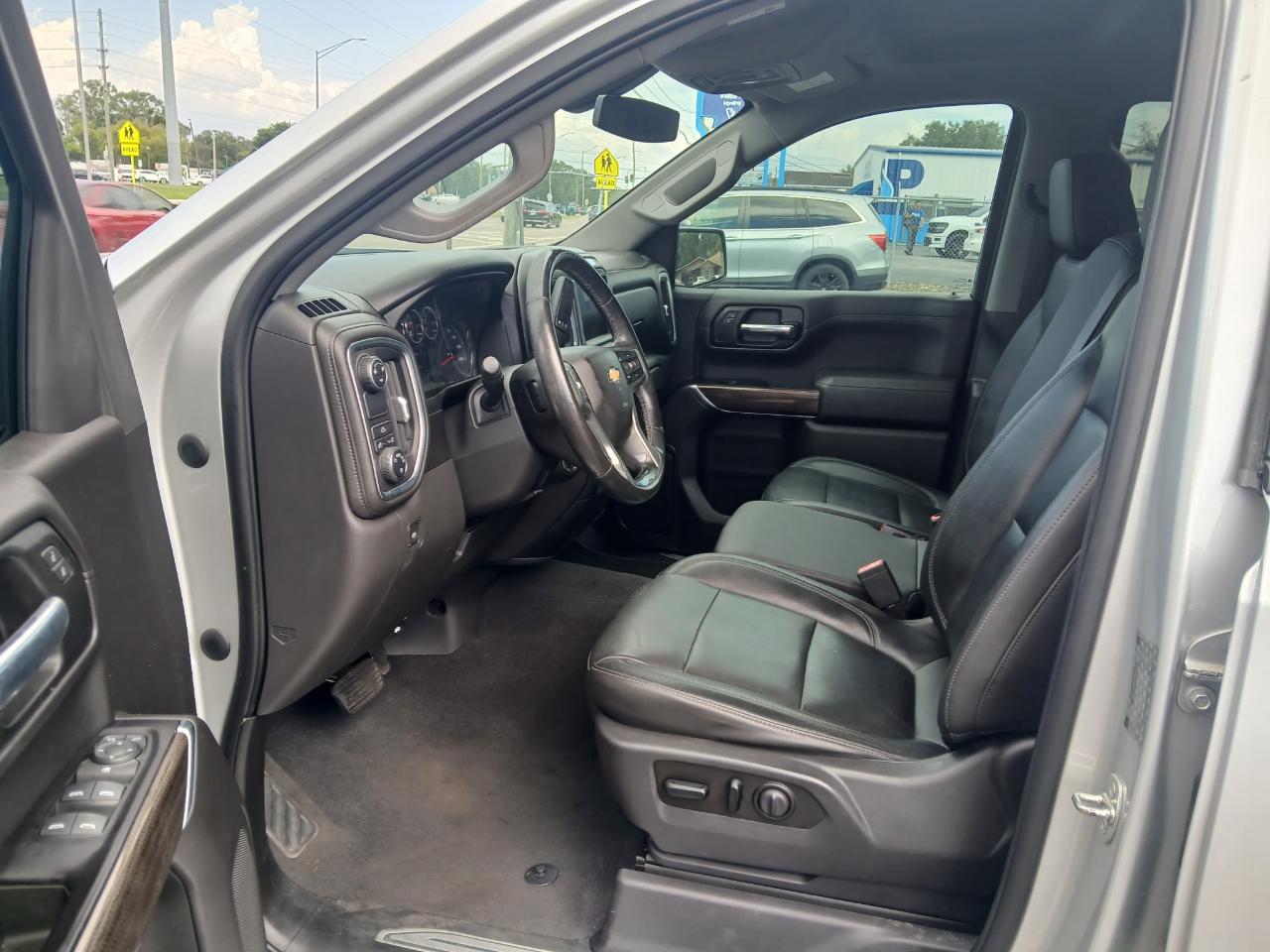 Chevrolet Silverado 1500 LT Crew Cab 2WD 2019