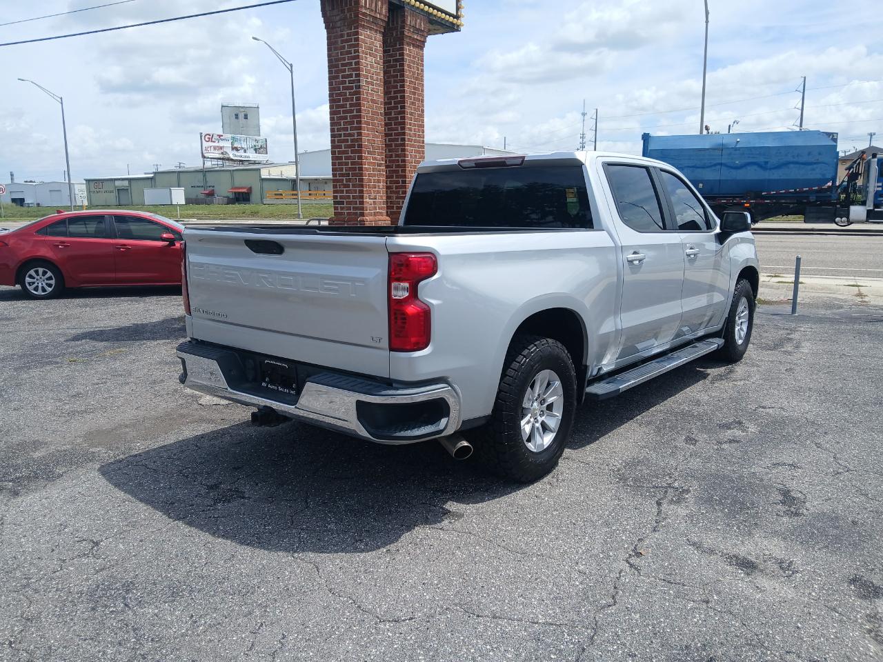 Chevrolet Silverado 1500 LT Crew Cab 2WD 2019