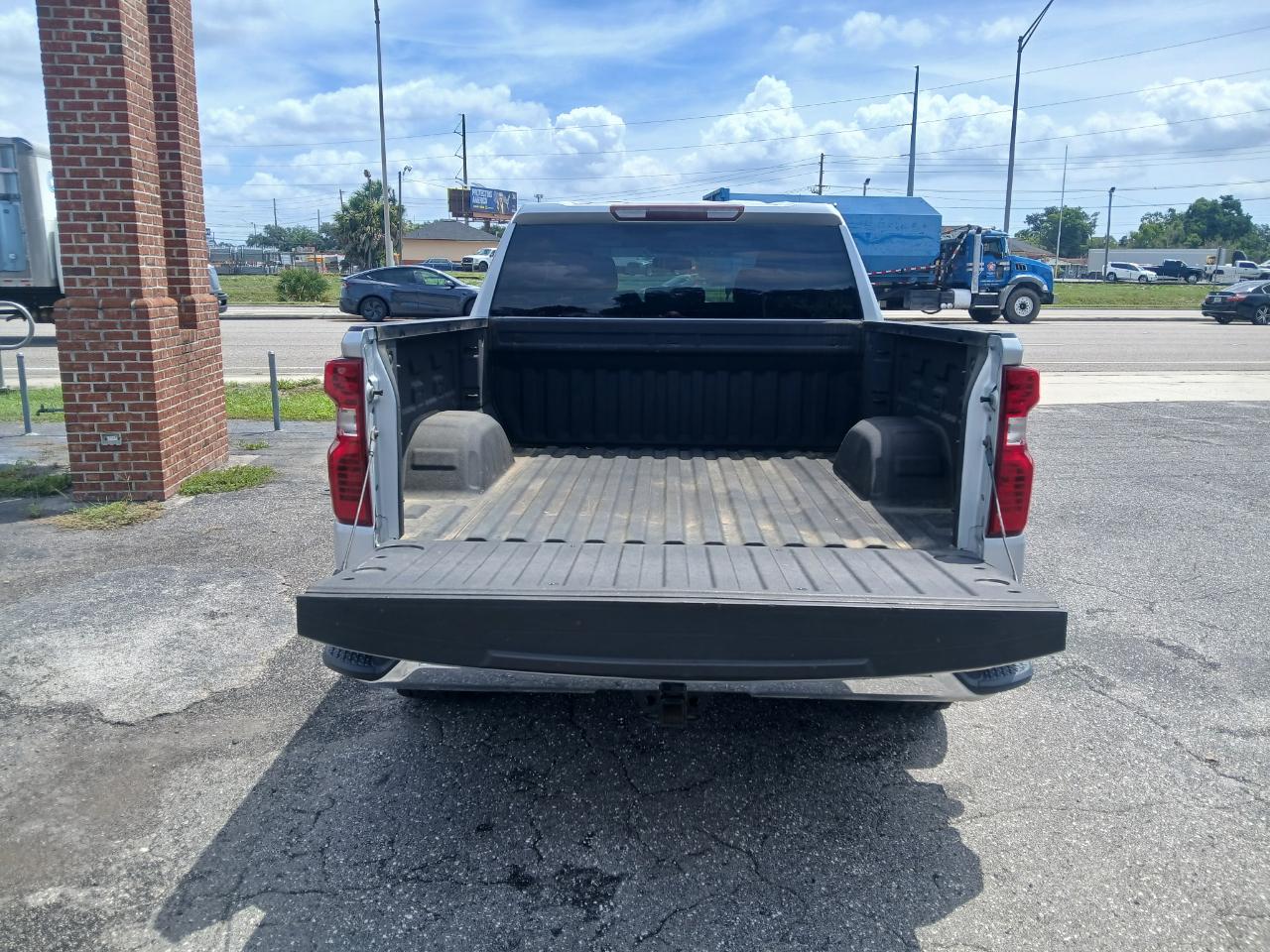Chevrolet Silverado 1500 LT Crew Cab 2WD 2019