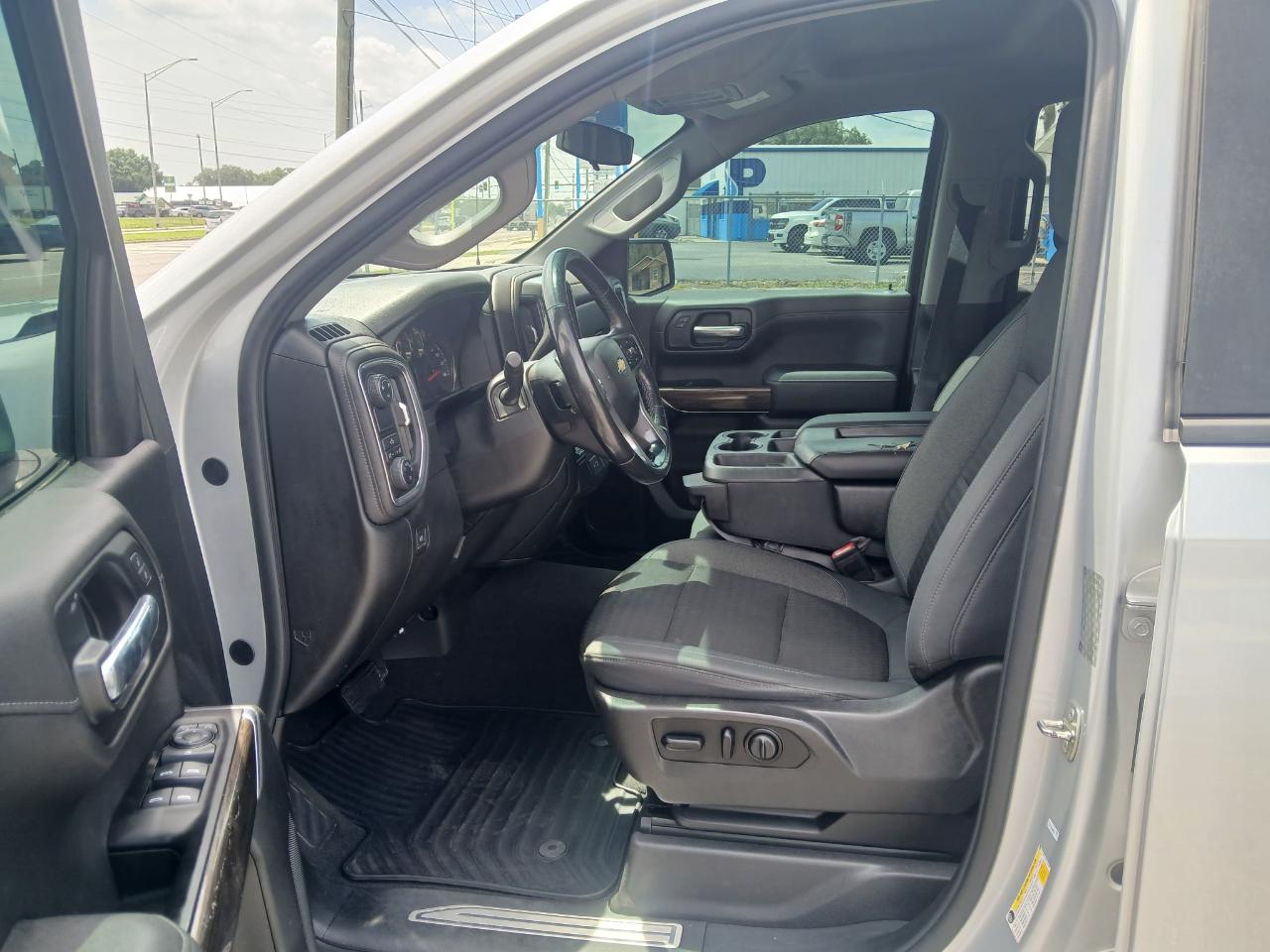 Chevrolet Silverado 1500 LT Crew Cab 2WD 2019