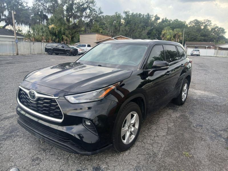 Toyota Highlander LE FWD V6 2022
