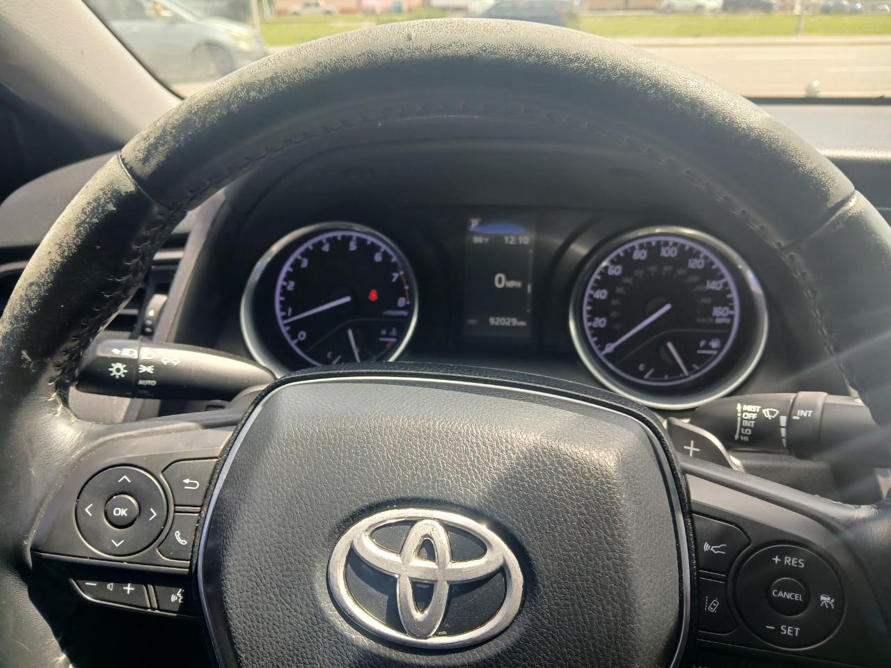 Toyota Camry SE 2020