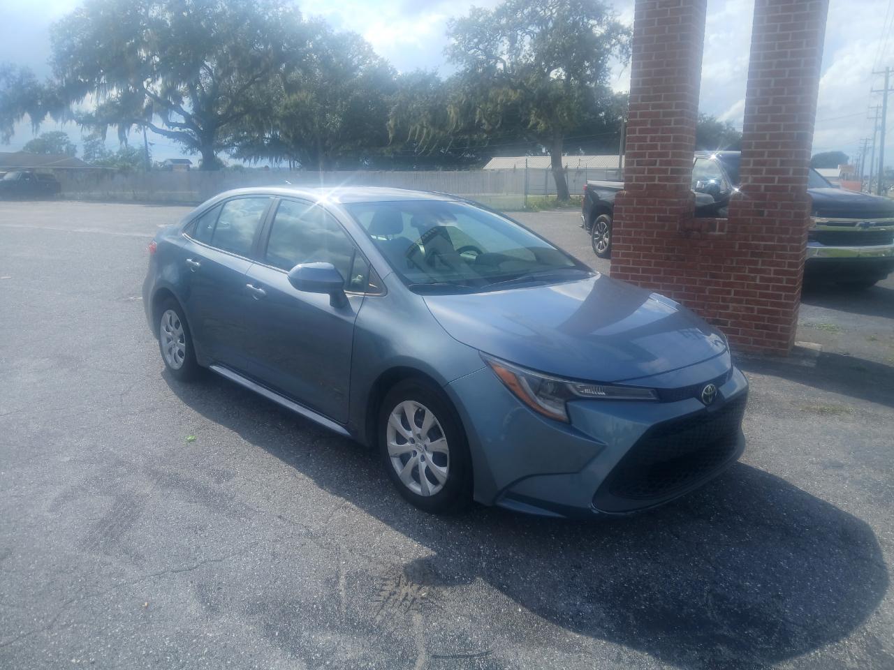Toyota Corolla LE 2022