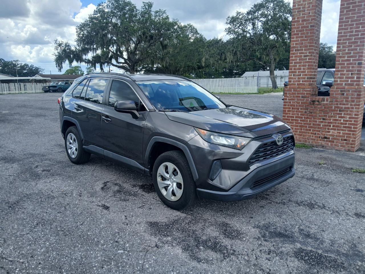 Toyota RAV4 LE 2019