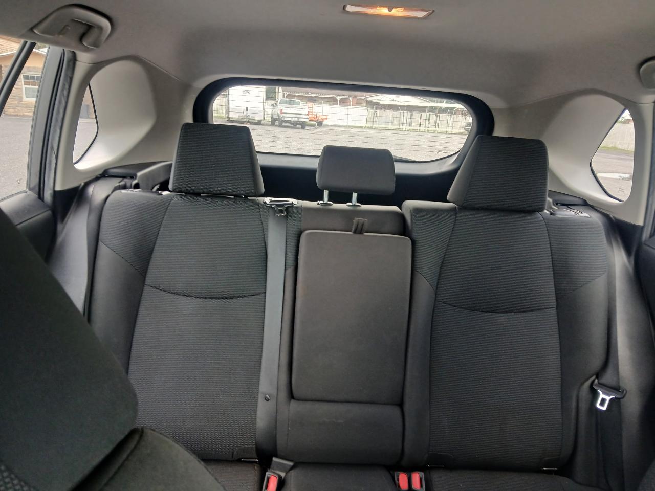 Toyota RAV4 LE 2019