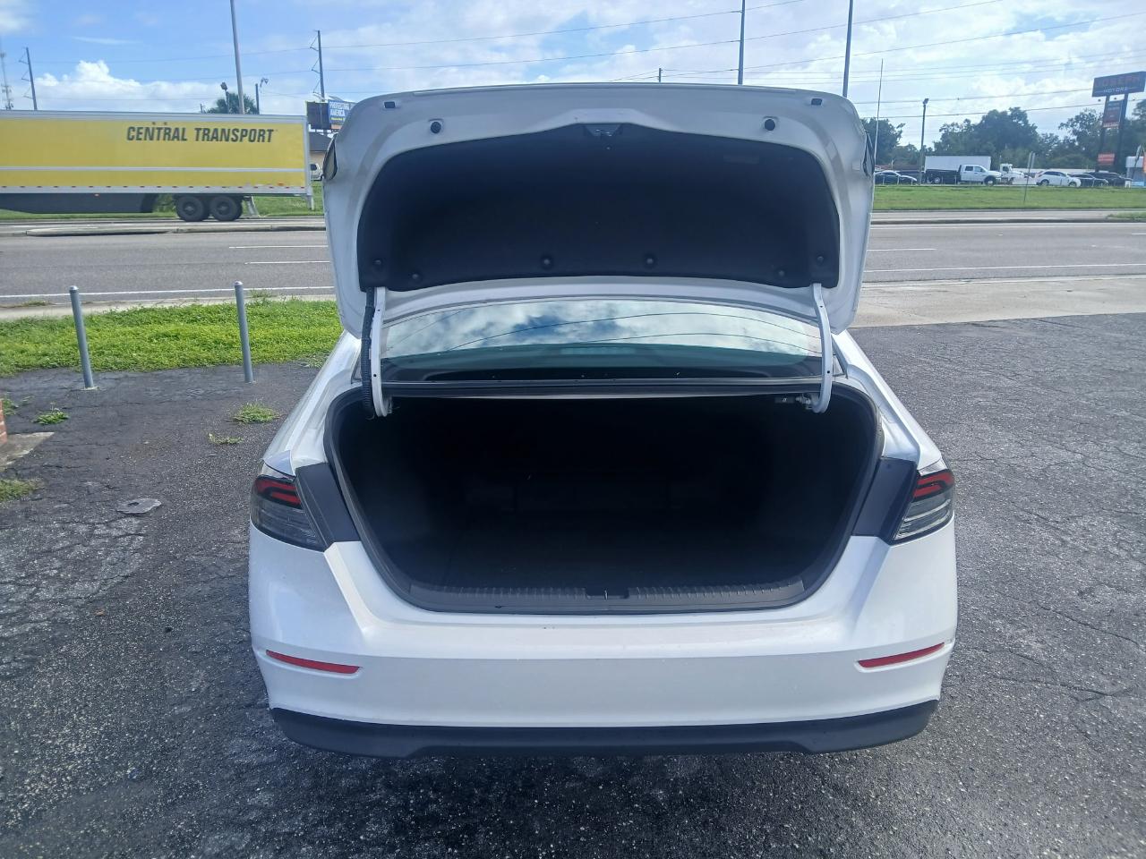 Honda Accord LX 2025