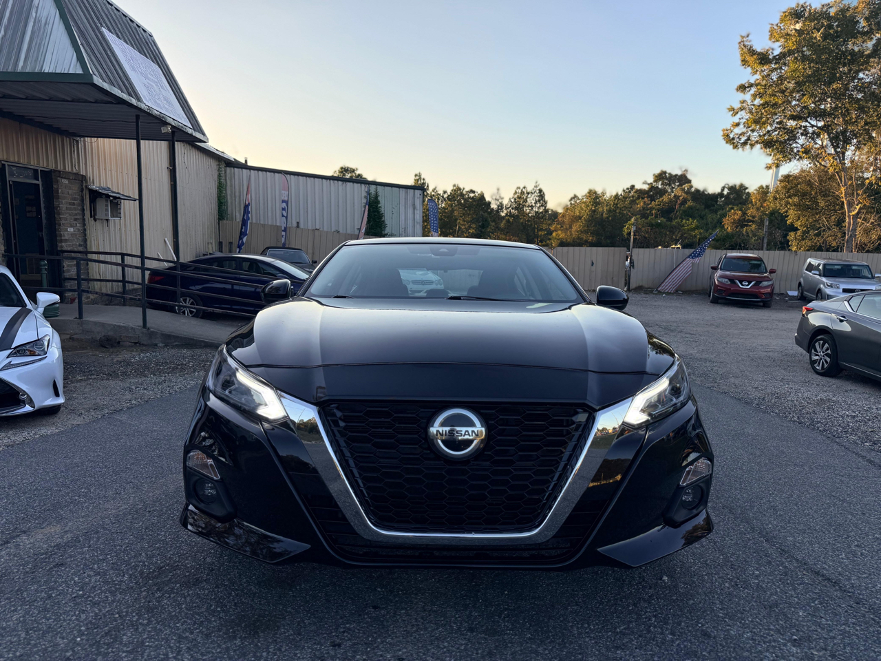 2022 Nissan Altima 2.5 SR
