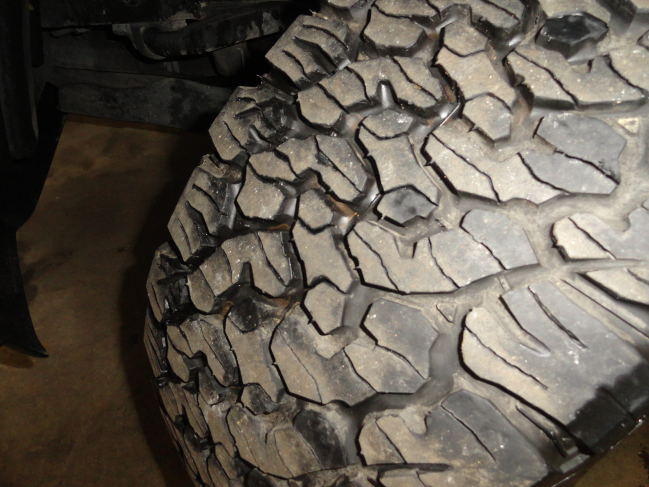 Toyota Tacoma SR5 Double Cab 5' Bed V6 4x2 AT (Natl) 2017