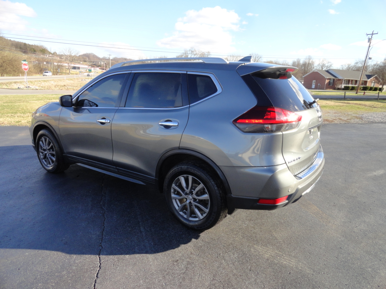 Nissan Rogue FWD SV 2020