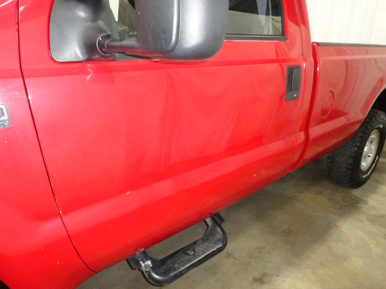 Ford Super Duty F-250 Reg Cab 137" XL 4WD 2004