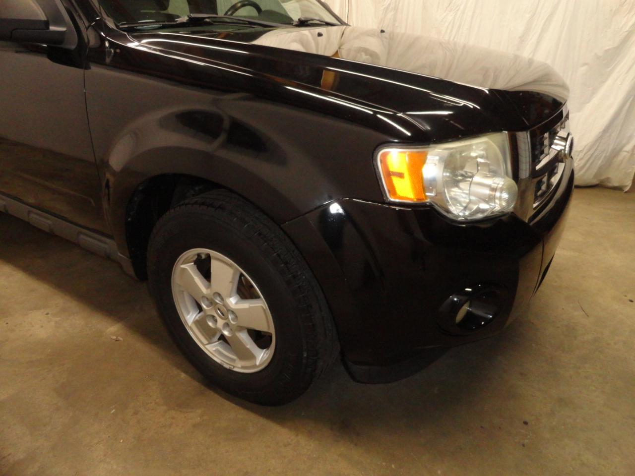 Ford Escape FWD 4dr XLT 2010