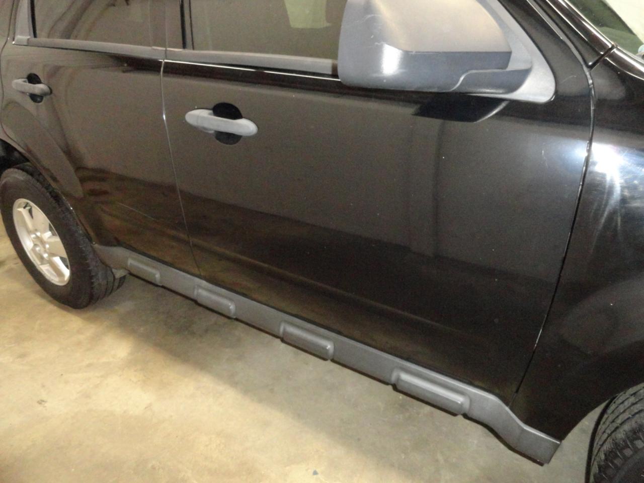 Ford Escape FWD 4dr XLT 2010