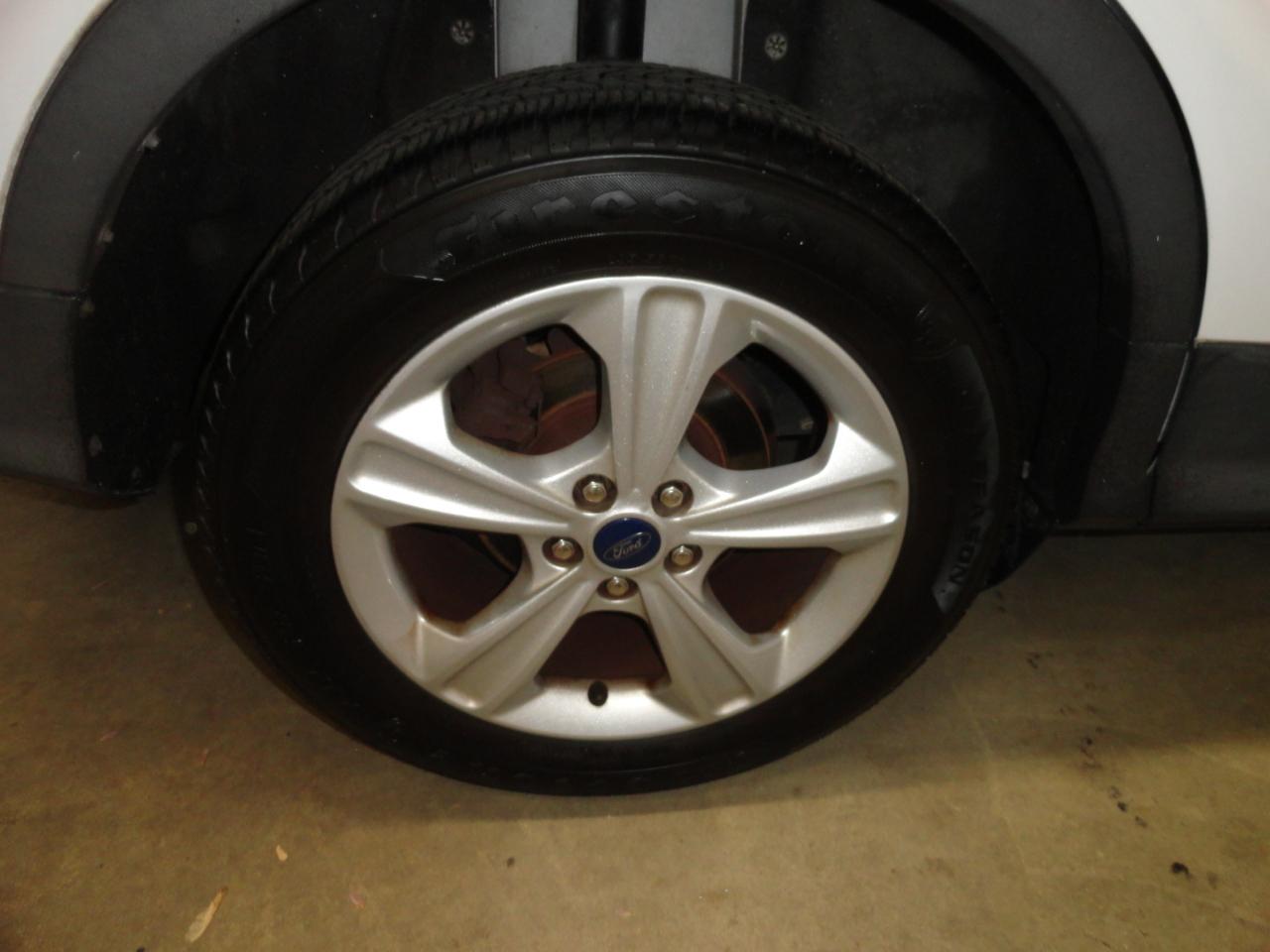 Ford Escape FWD 4dr SE 2014