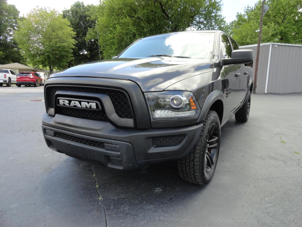RAM 1500 Classic Warlock 4x4 Crew Cab 5'7" Box 2021