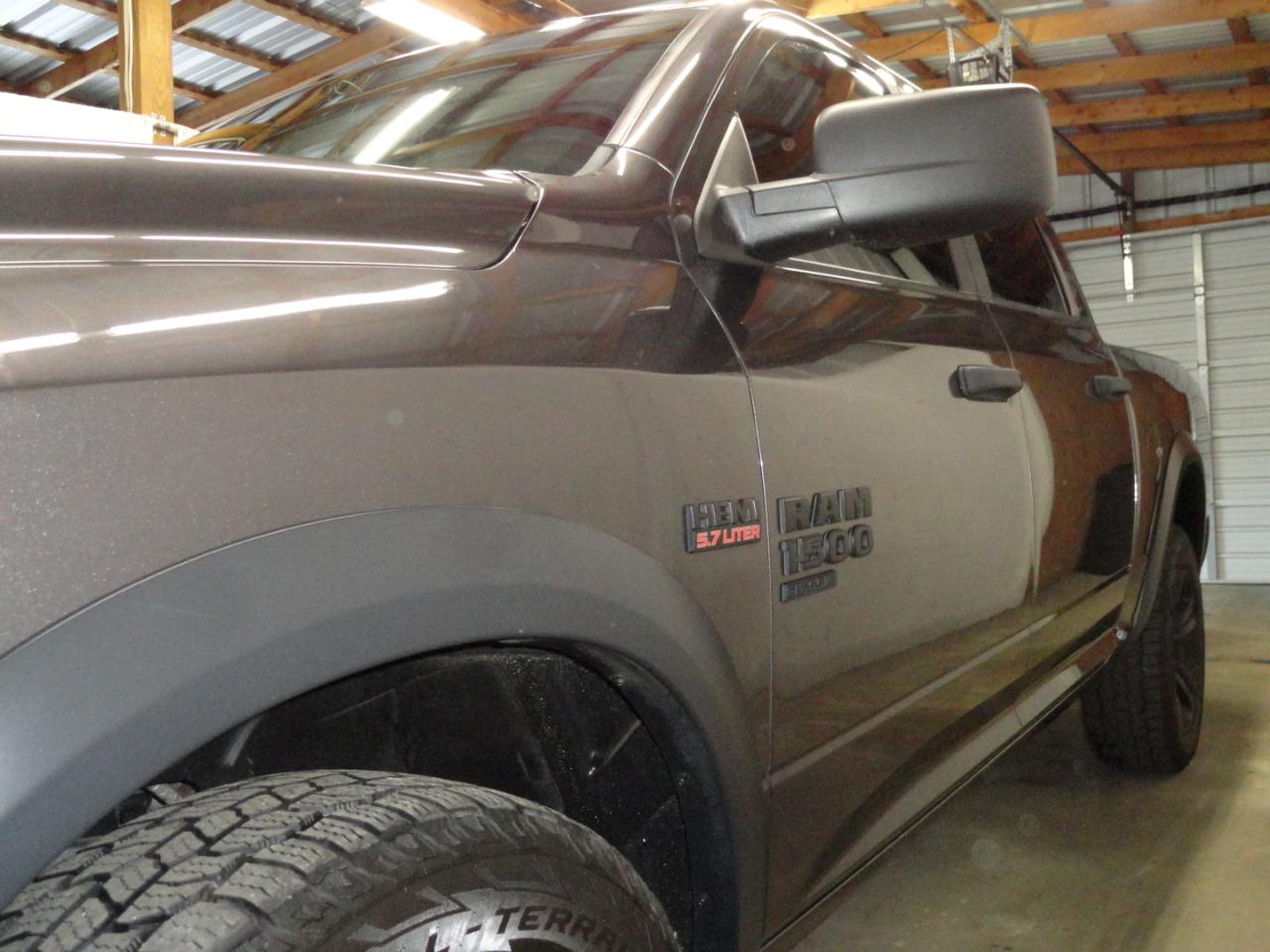 RAM 1500 Classic Warlock 4x4 Crew Cab 5'7" Box 2021