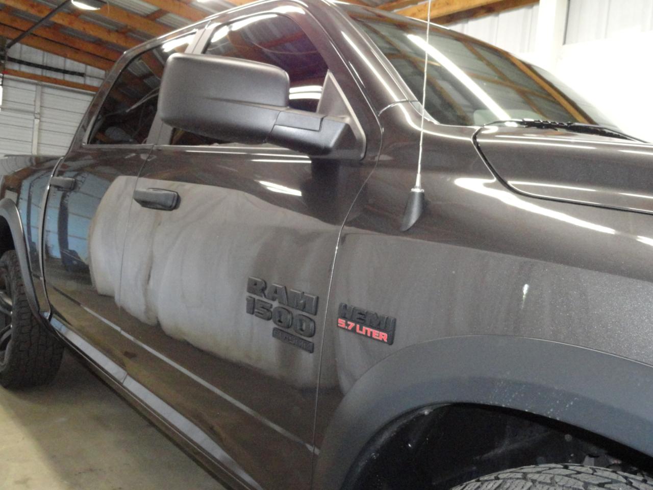 RAM 1500 Classic Warlock 4x4 Crew Cab 5'7" Box 2021