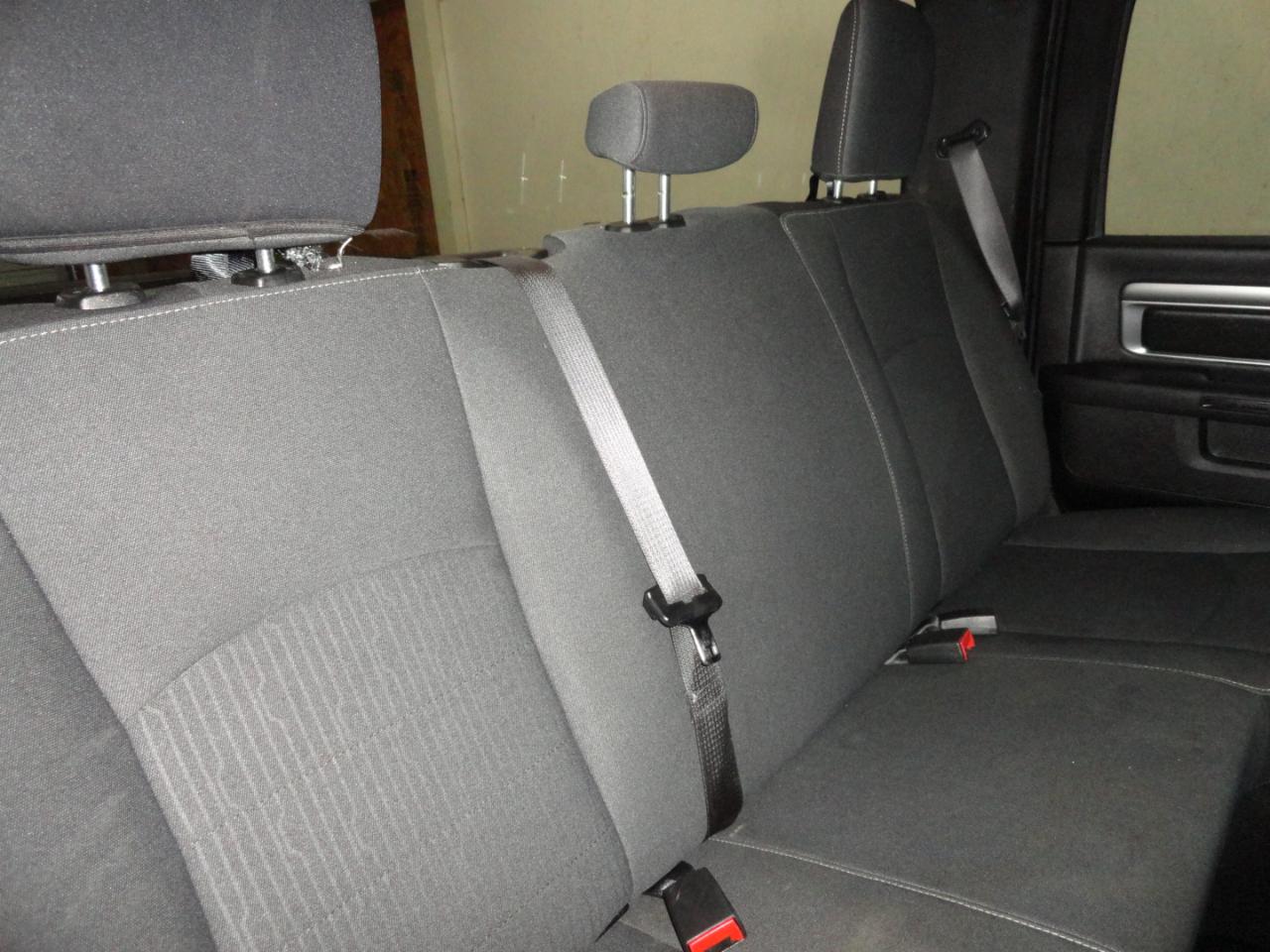 RAM 1500 Classic Warlock 4x4 Crew Cab 5'7" Box 2021