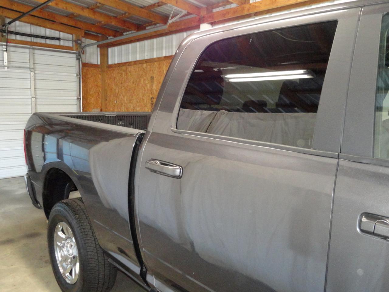 RAM 2500 Big Horn 4x4 Crew Cab 6'4" Box 2021