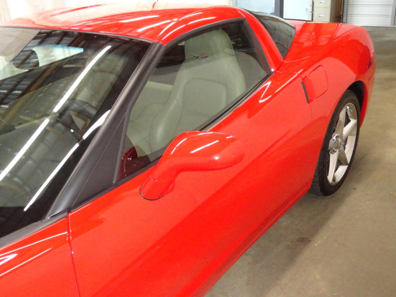 Chevrolet Corvette 2dr Cpe w/2LT 2011