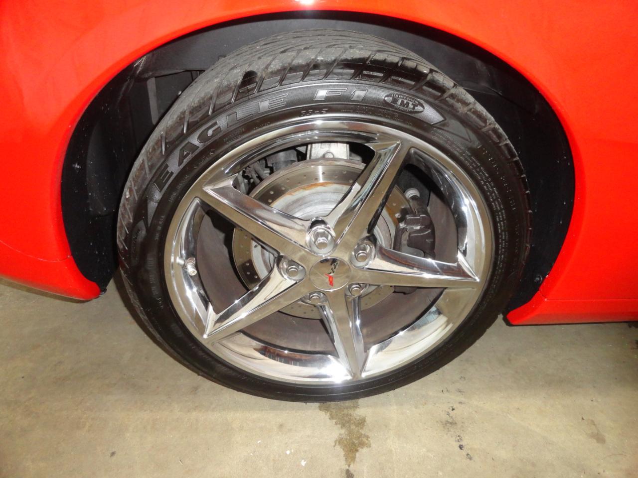 Chevrolet Corvette 2dr Cpe w/2LT 2011