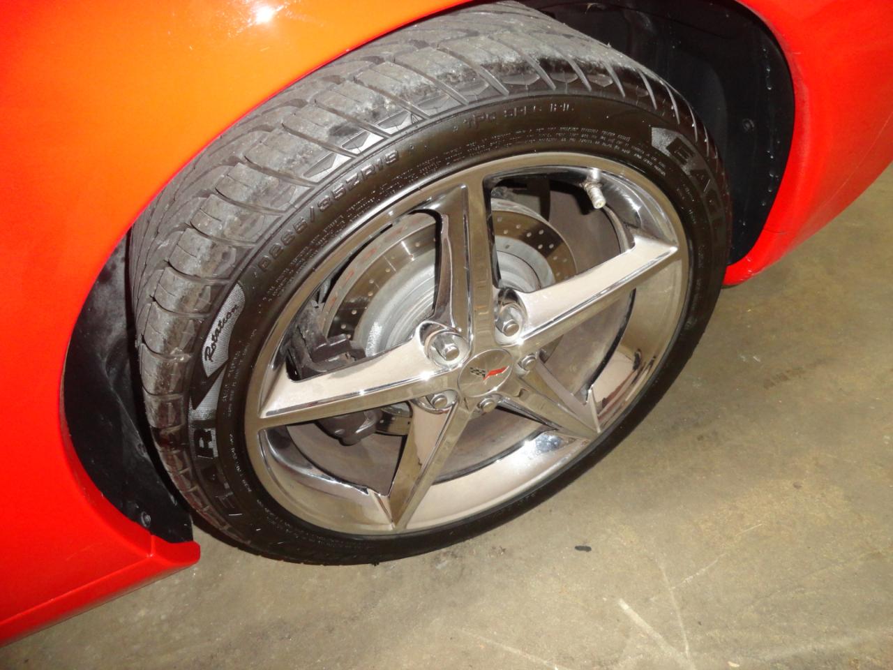 Chevrolet Corvette 2dr Cpe w/2LT 2011