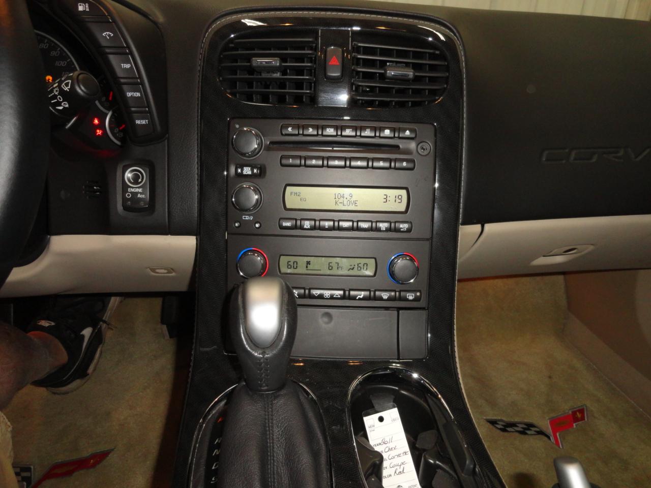 Chevrolet Corvette 2dr Cpe w/2LT 2011