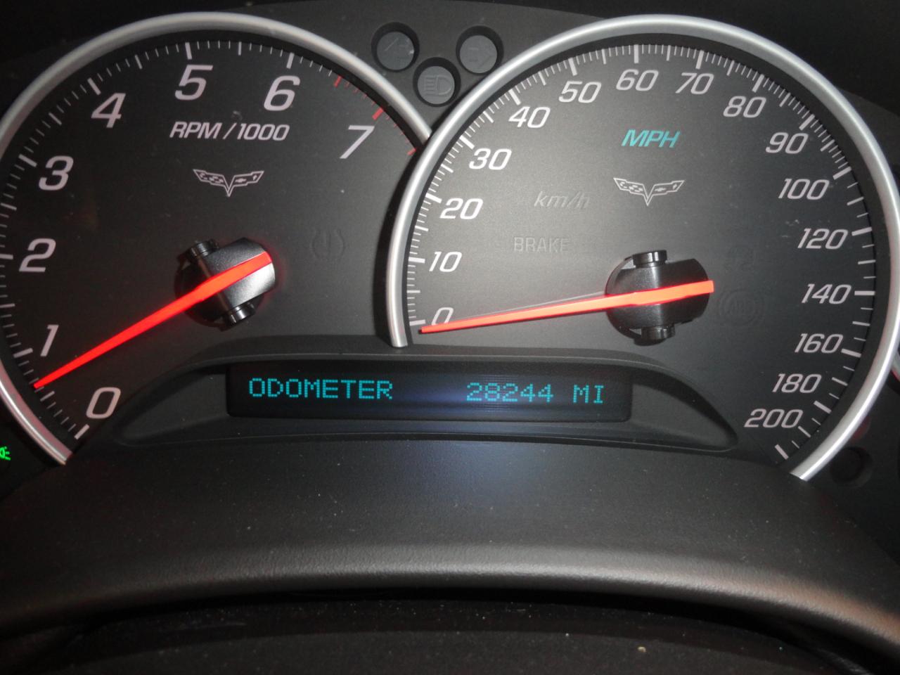 Chevrolet Corvette 2dr Cpe w/2LT 2011