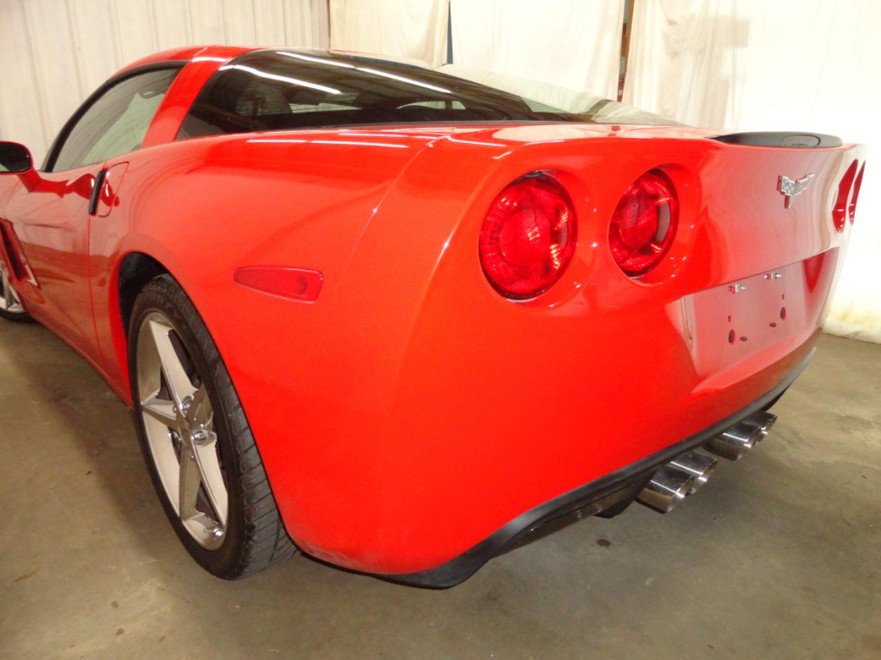 Chevrolet Corvette 2dr Cpe w/2LT 2011