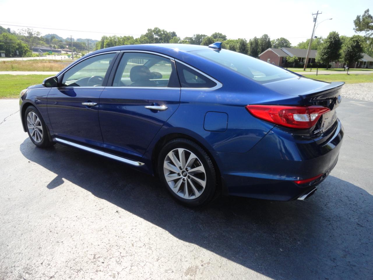 Hyundai Sonata 4dr Sdn 2.4L Sport 2016