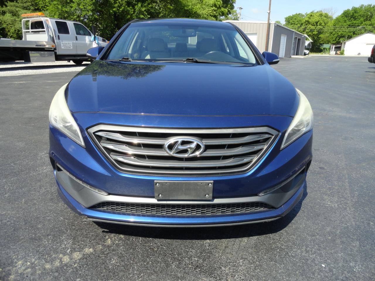 Hyundai Sonata 4dr Sdn 2.4L Sport 2016