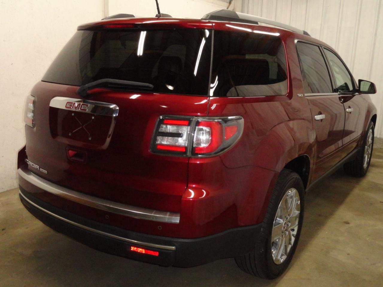 GMC Acadia Limited FWD 4dr Limited 2017