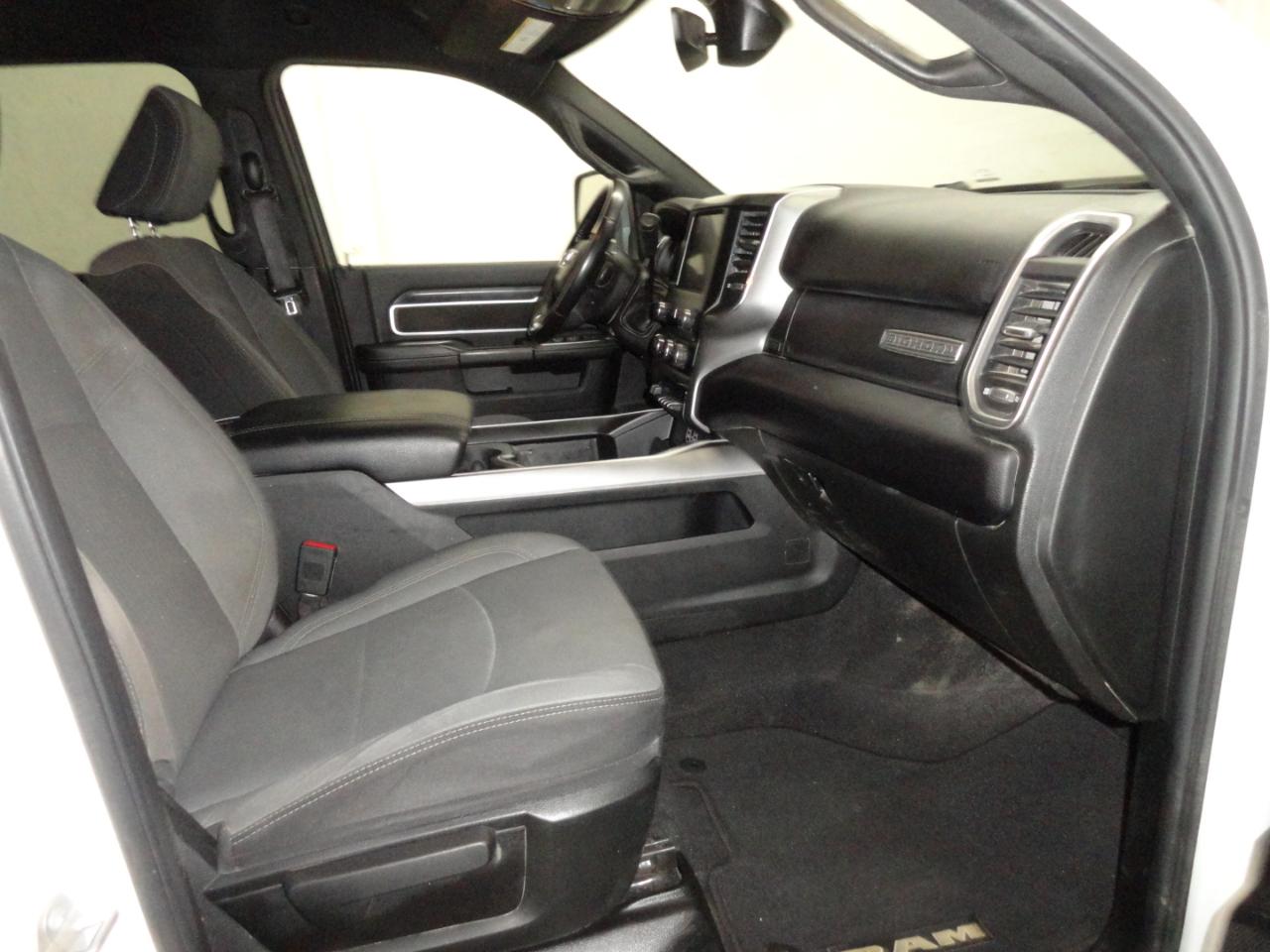 RAM 2500 Big Horn 4x4 Crew Cab 6'4" Box 2024