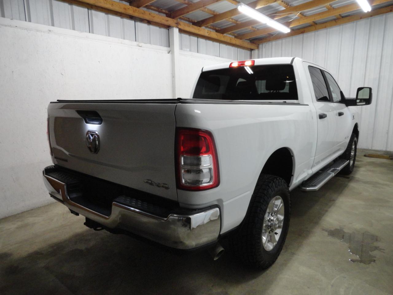 RAM 2500 Big Horn 4x4 Crew Cab 6'4" Box 2024