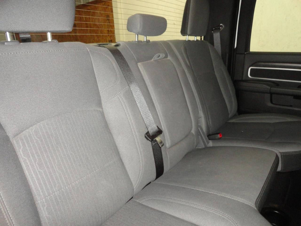 RAM 2500 Big Horn 4x4 Crew Cab 6'4" Box 2024