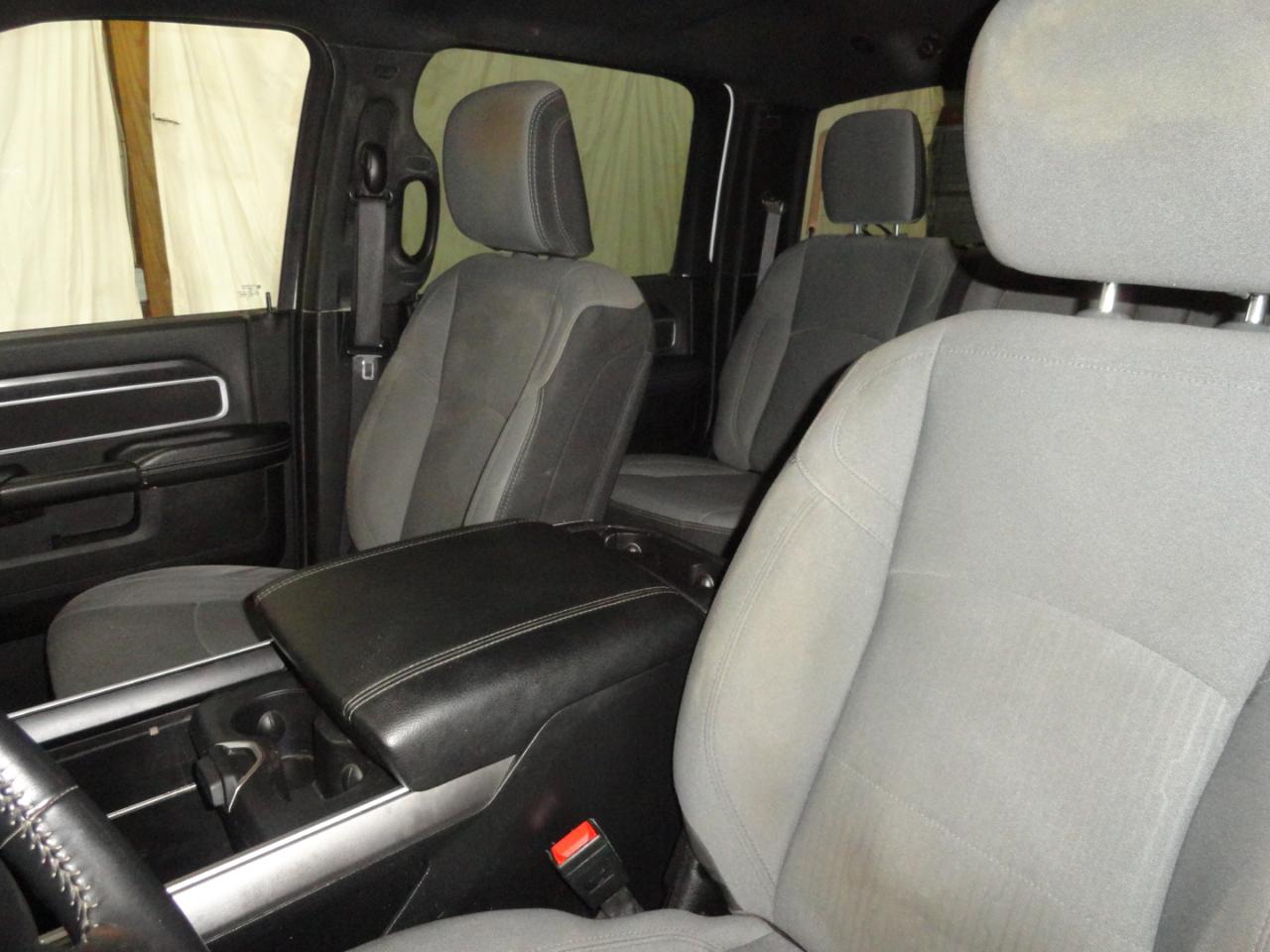 RAM 2500 Big Horn 4x4 Crew Cab 6'4" Box 2024