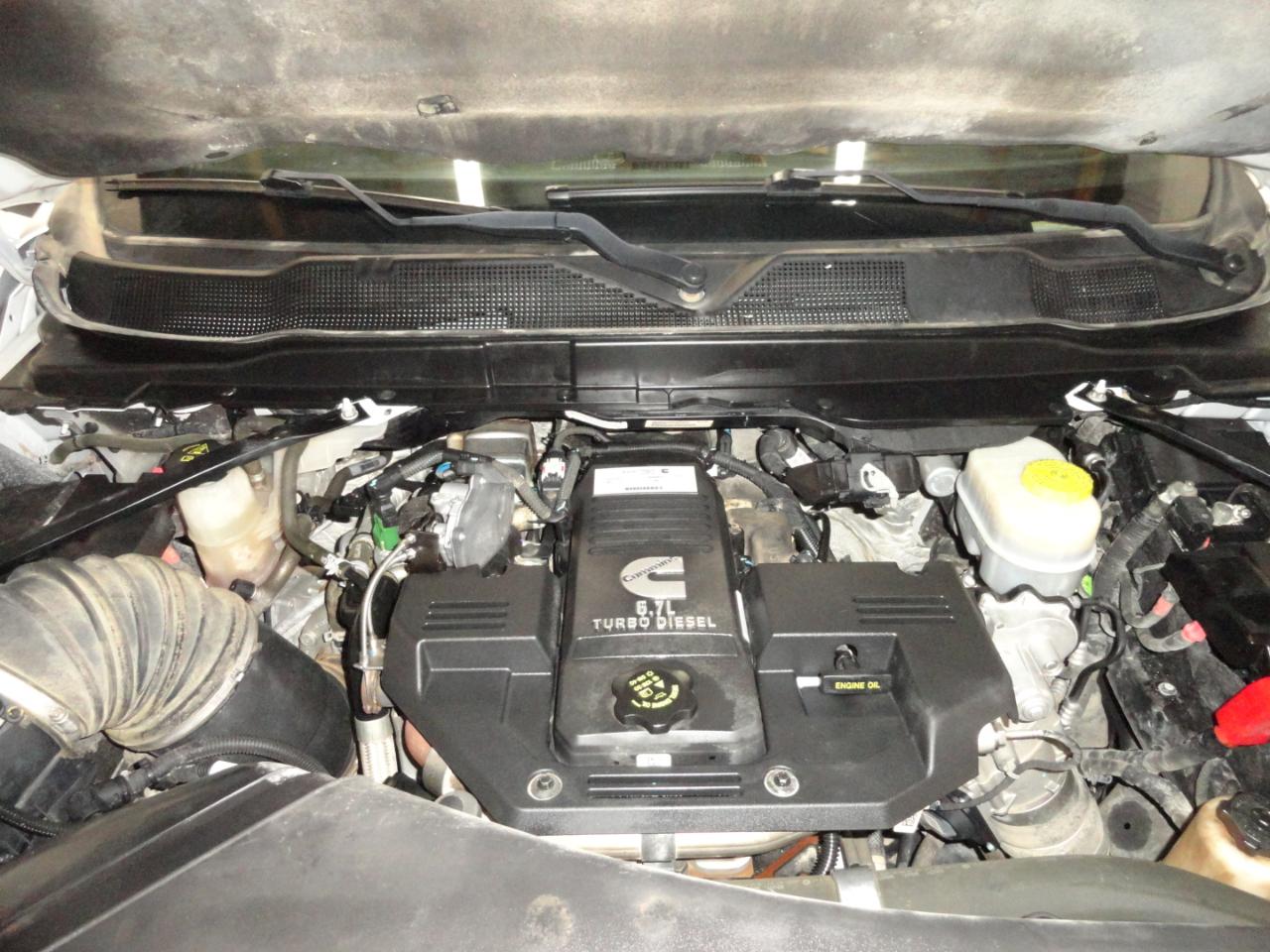 RAM 2500 Big Horn 4x4 Crew Cab 6'4" Box 2024
