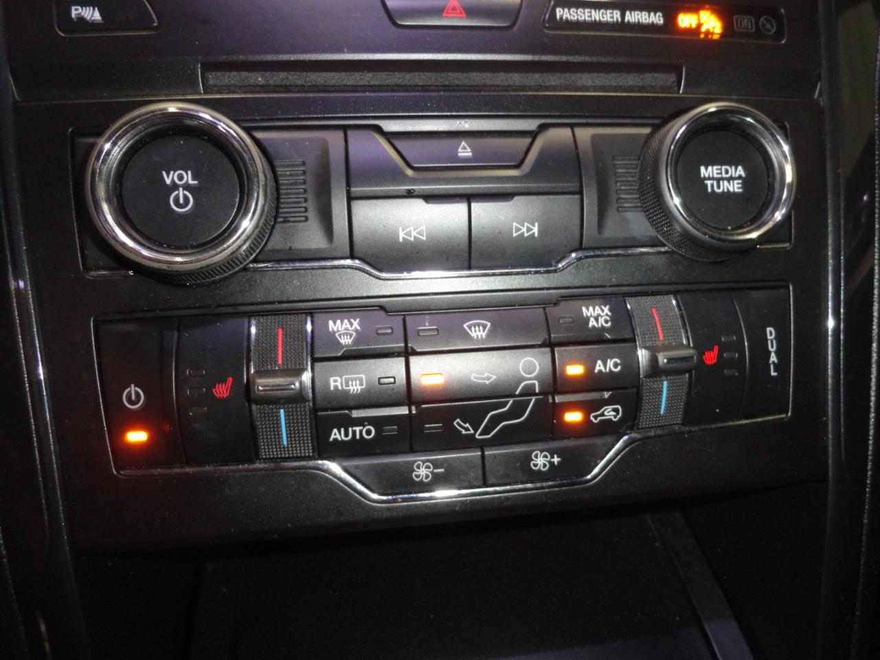 Ford Explorer XLT FWD 2018