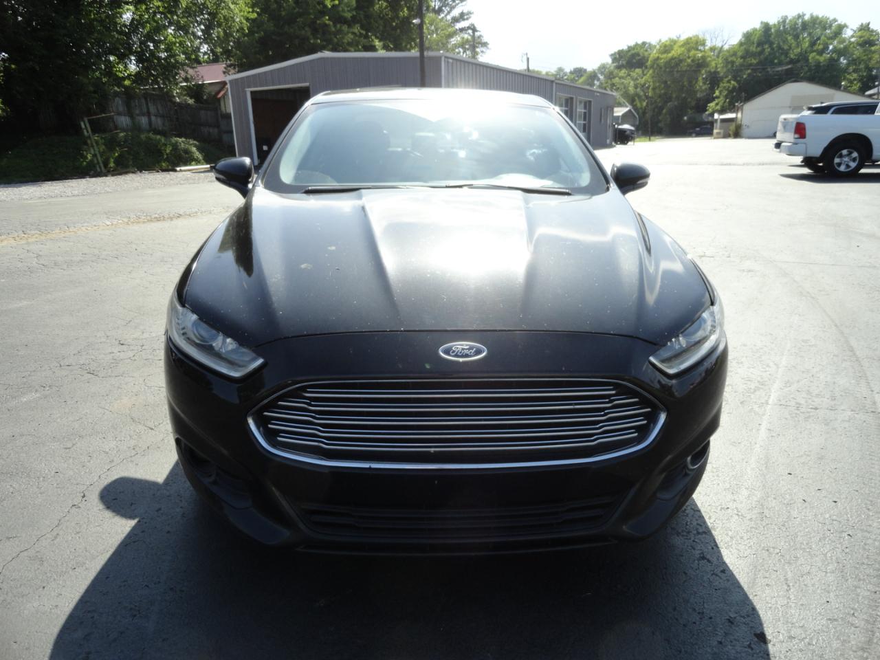 Ford Fusion 4dr Sdn SE FWD 2014