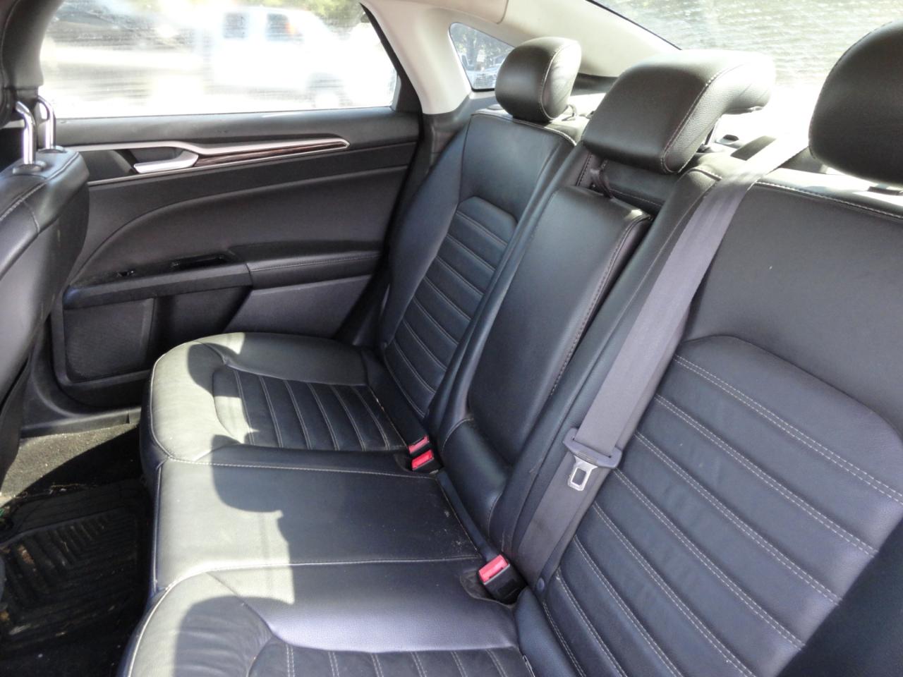 Ford Fusion 4dr Sdn SE FWD 2014