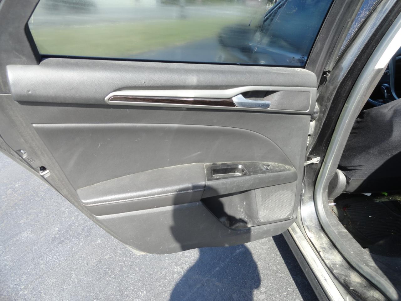 Ford Fusion 4dr Sdn SE FWD 2014
