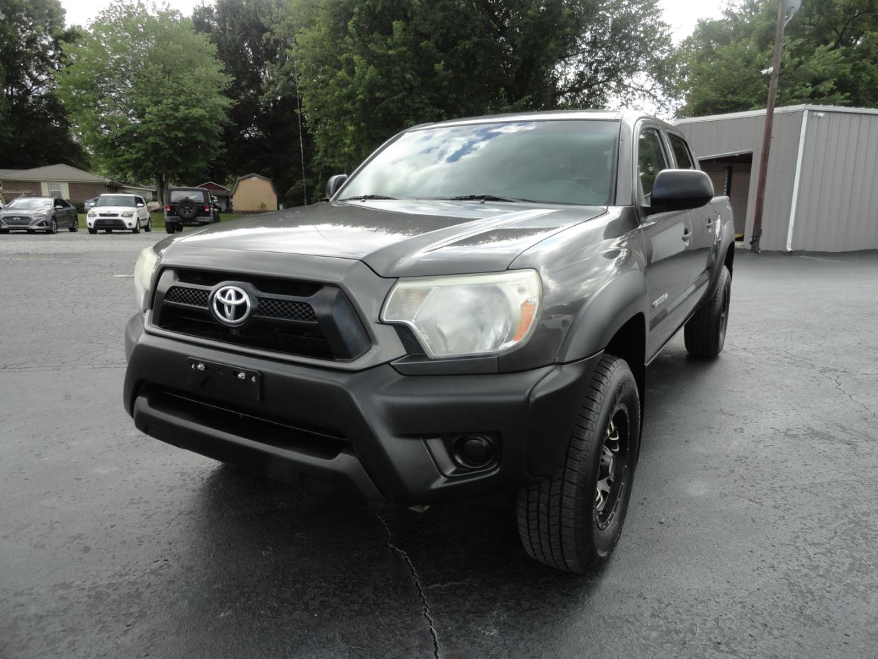 Toyota Tacoma 2WD Double Cab I4 AT PreRunner (Natl) 2015