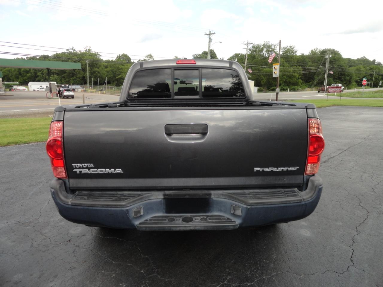 Toyota Tacoma 2WD Double Cab I4 AT PreRunner (Natl) 2015