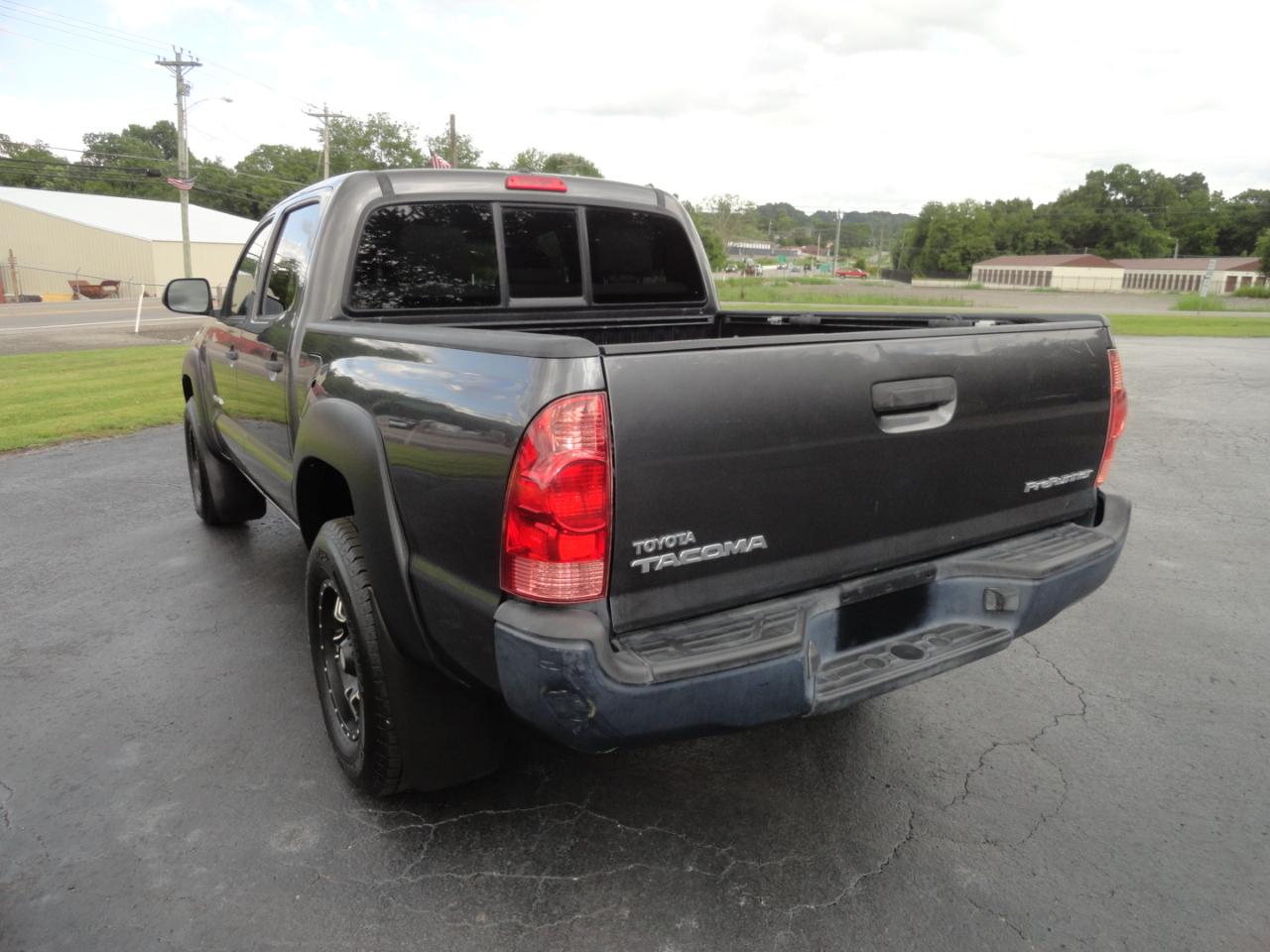 Toyota Tacoma 2WD Double Cab I4 AT PreRunner (Natl) 2015