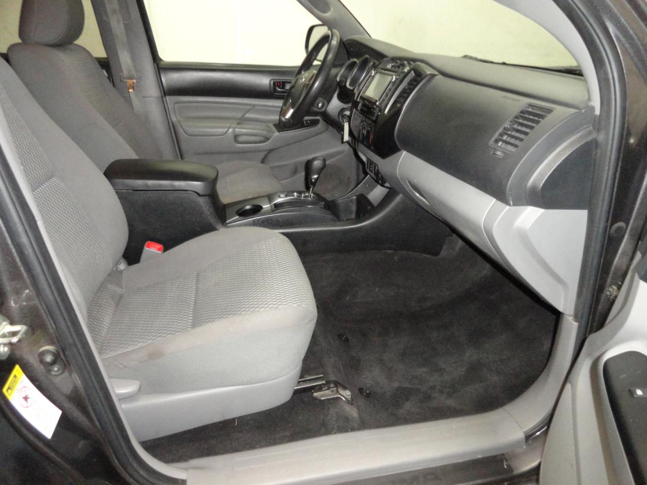 Toyota Tacoma 2WD Double Cab I4 AT PreRunner (Natl) 2015