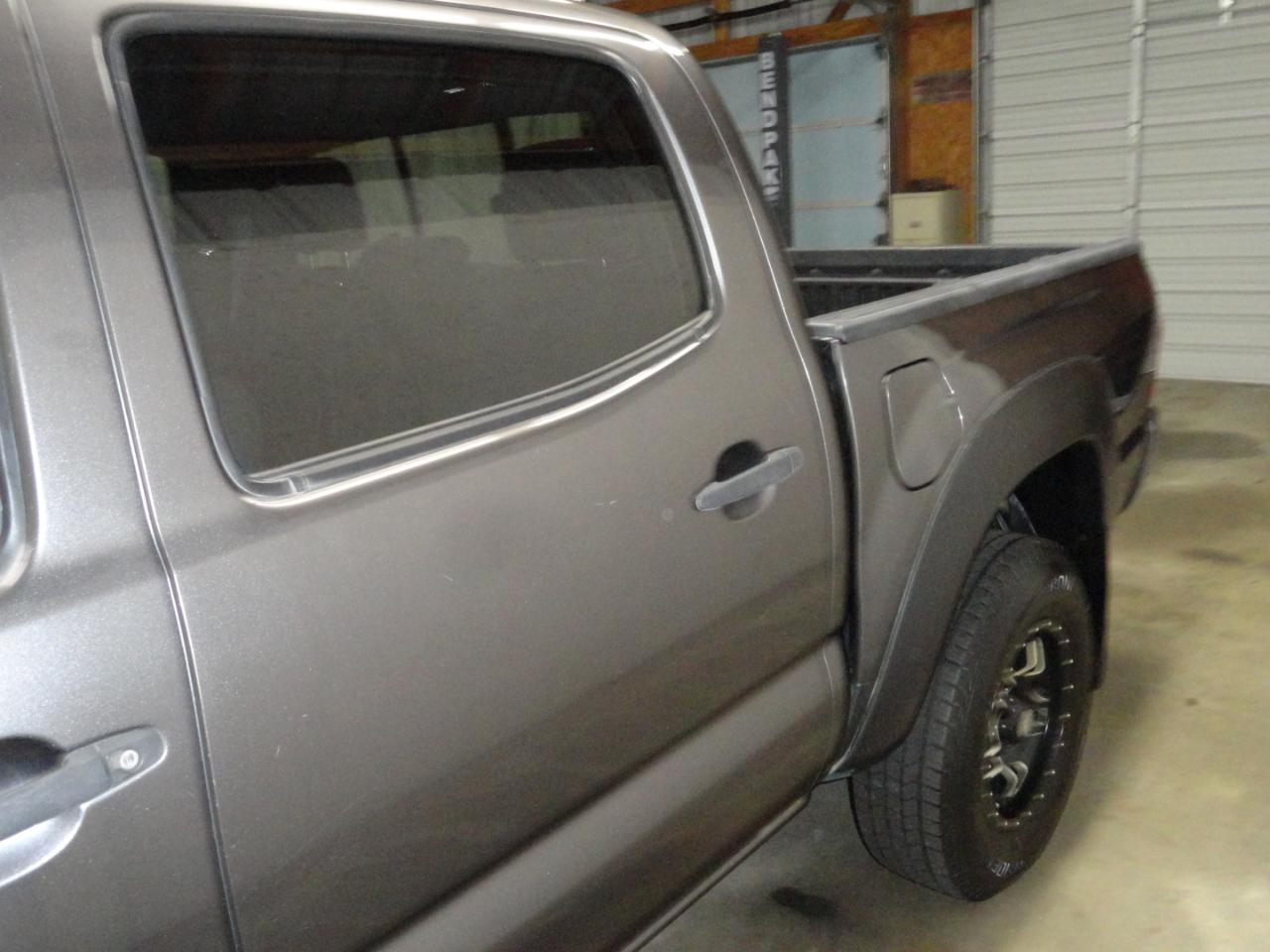 Toyota Tacoma 2WD Double Cab I4 AT PreRunner (Natl) 2015