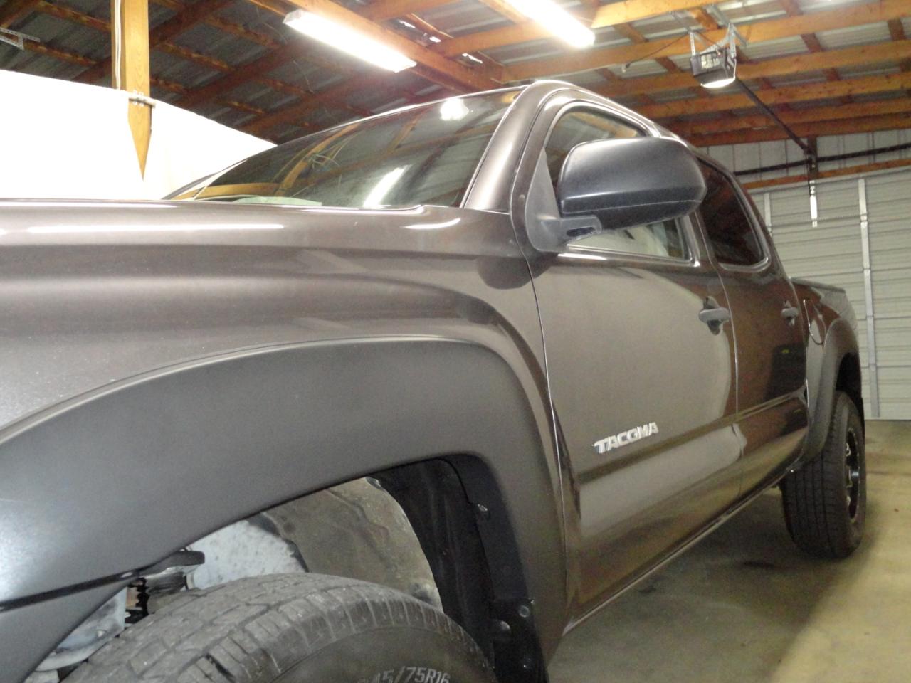 Toyota Tacoma 2WD Double Cab I4 AT PreRunner (Natl) 2015
