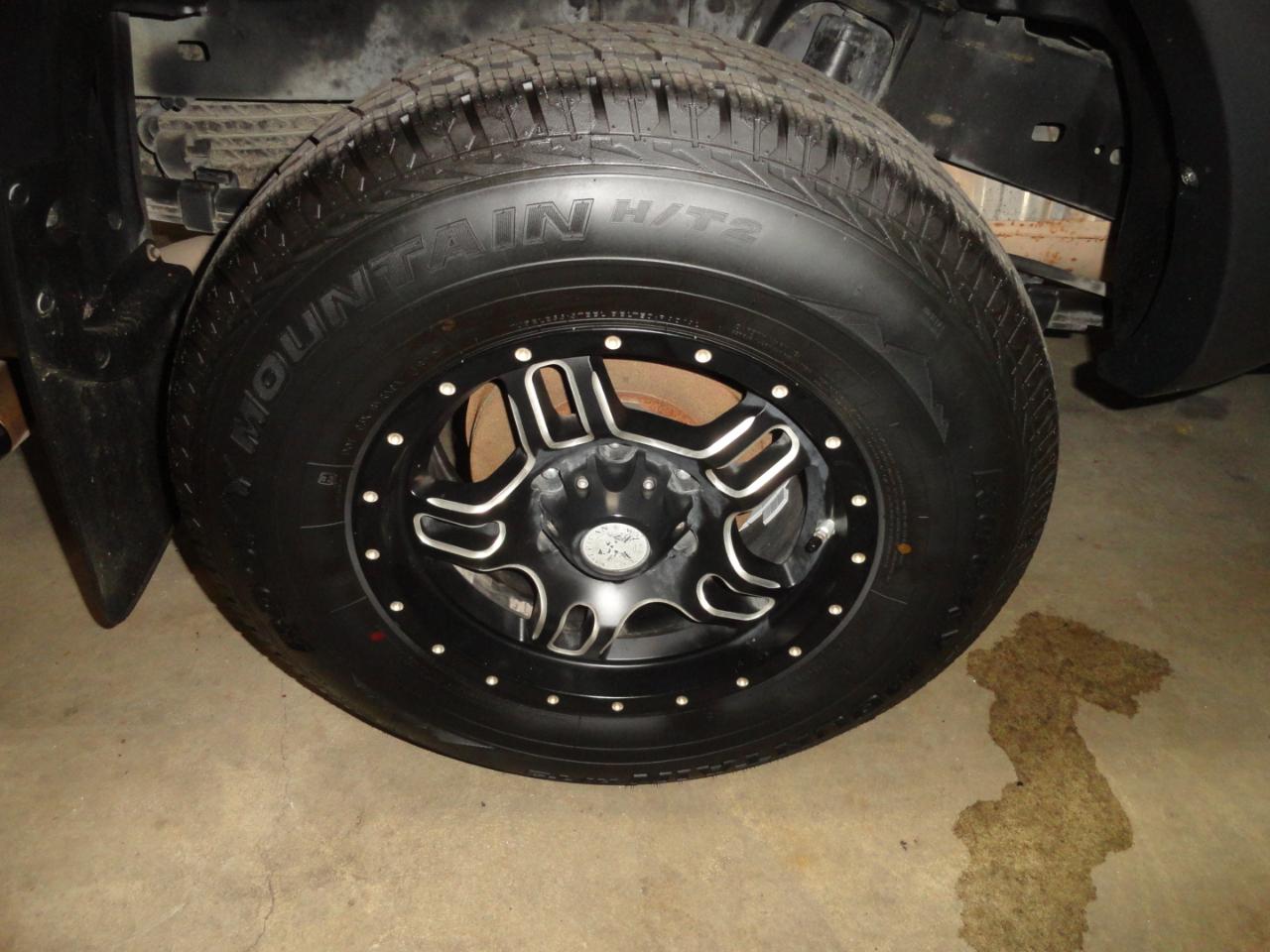 Toyota Tacoma 2WD Double Cab I4 AT PreRunner (Natl) 2015